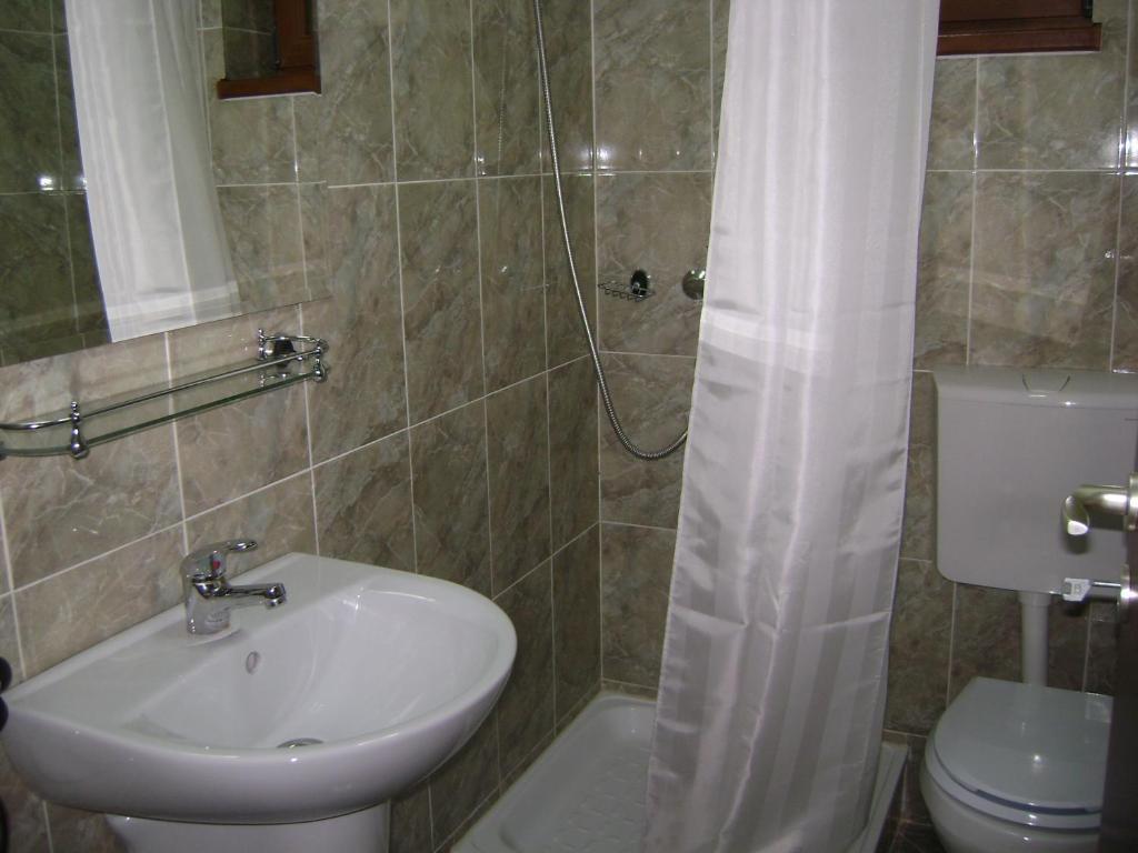Casa Anotimpuri Hotel Sinaia Room photo